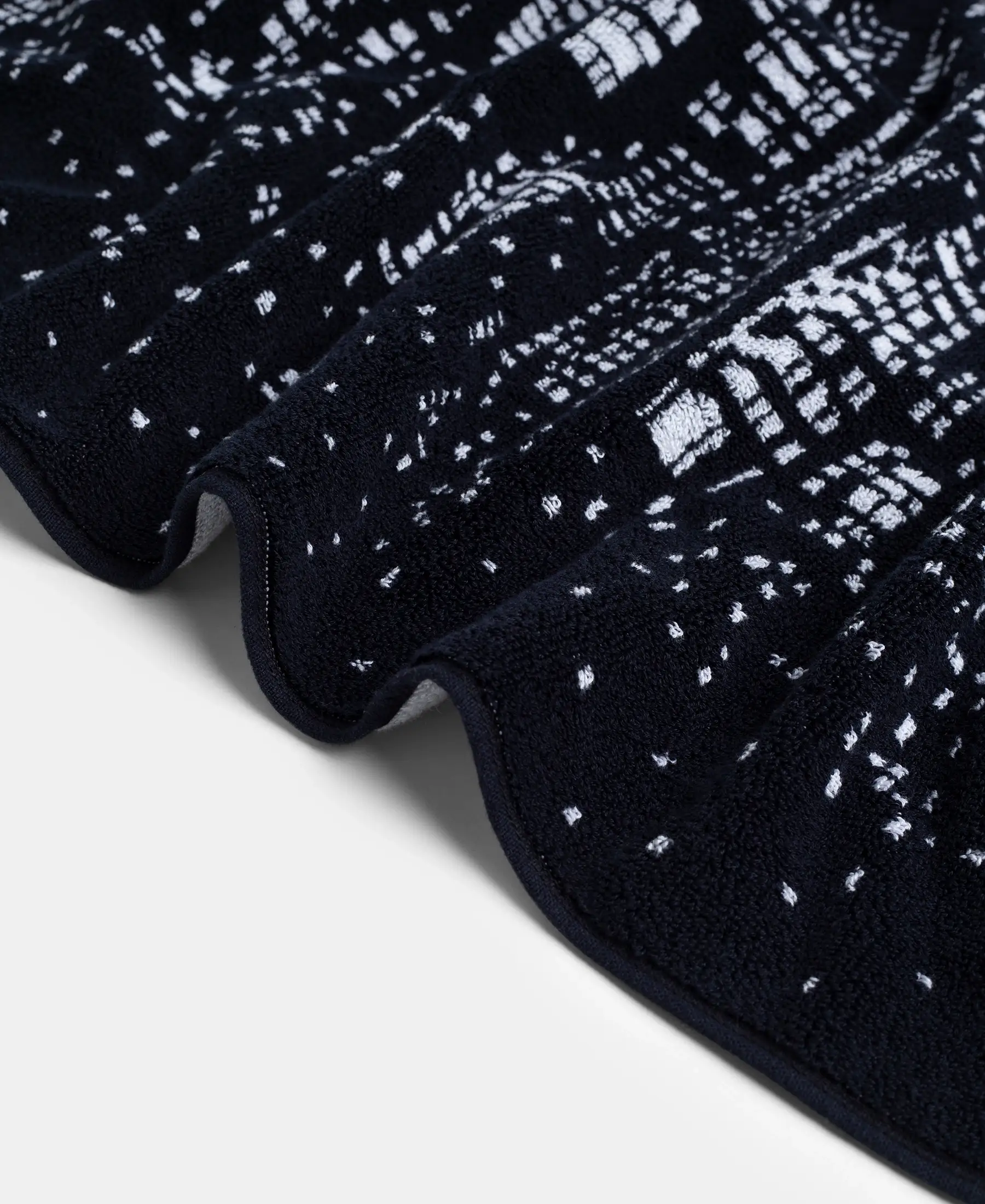 Cotton Rich Terry Ultrasoft and Durable Printed Bath Towel - Deep Navy - Image 3