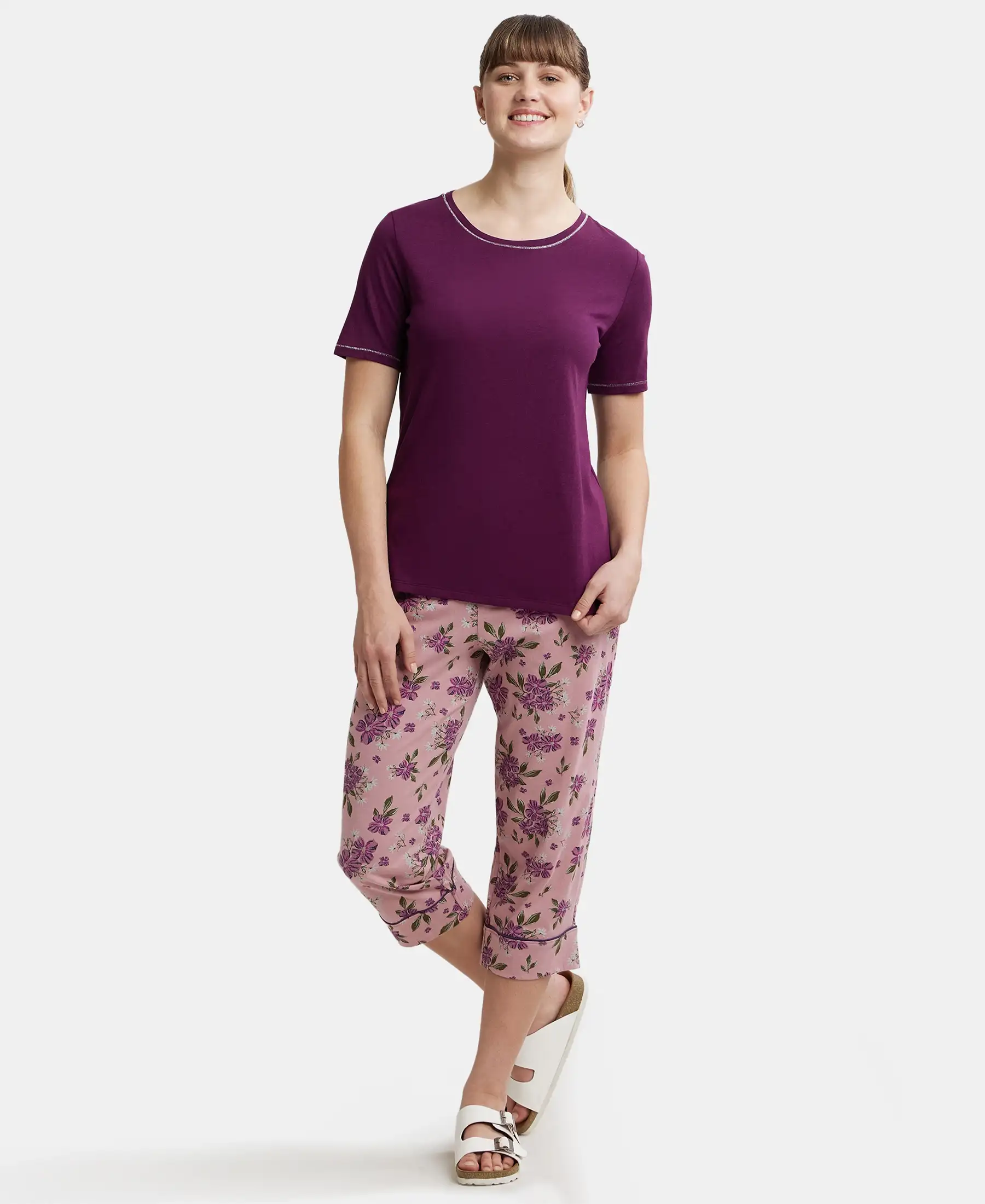 Micro Modal Cotton Relaxed Fit Round neck Half Sleeve T-Shirt - Purple Wine - Image 4