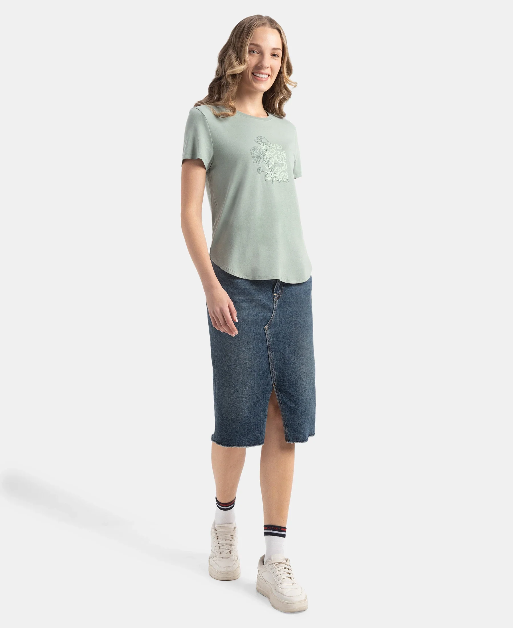 Micro Modal Fiber Elastane Stretch Relaxed Fit Graphic Print Round Neck Half Sleeve T-Shirt With Curved Hem Styling - Iceberg Green - Image 4