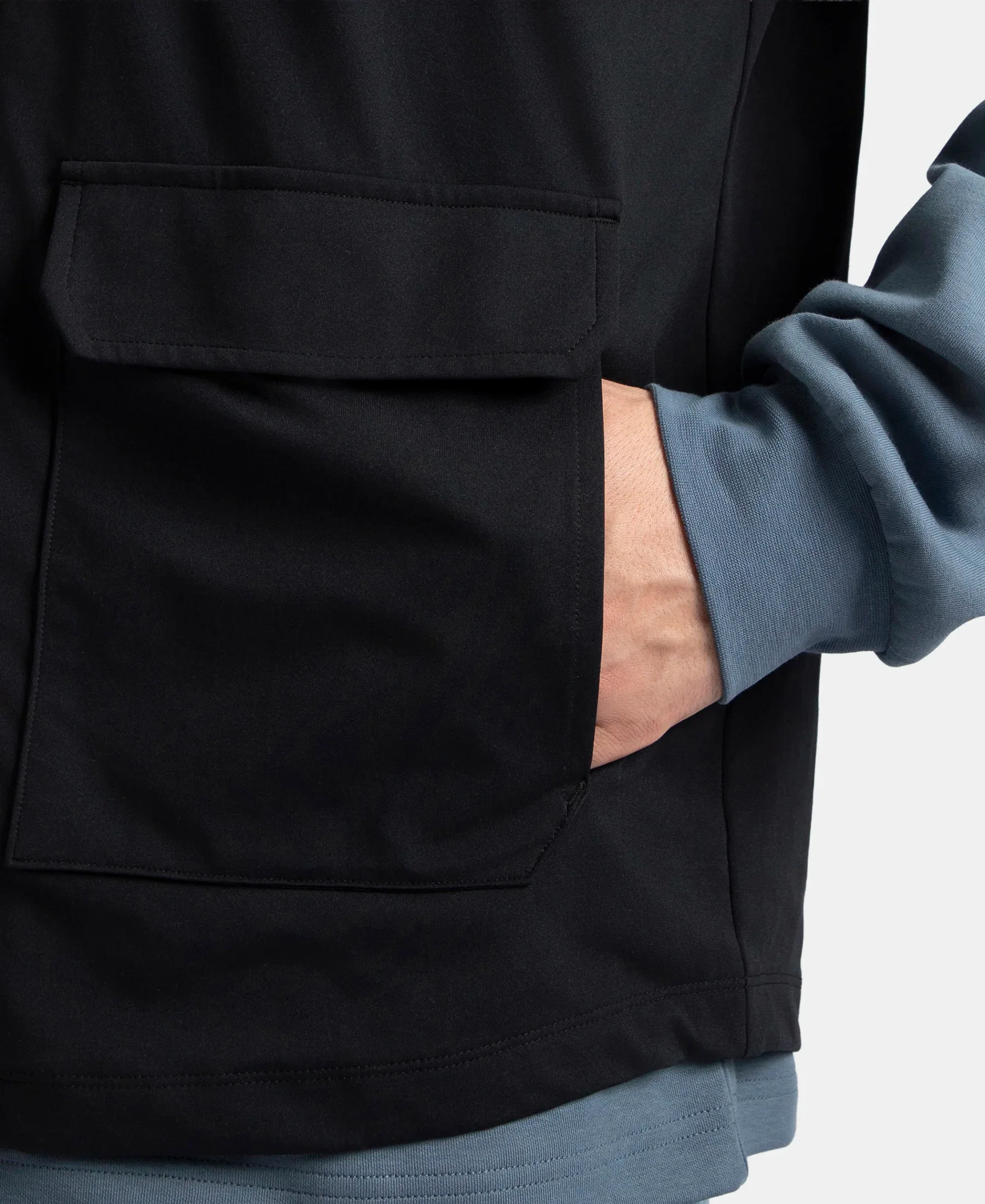 Microfiber Fabric 6 Pocket Full Zip Closure Hoodie Gilet - Black - Image 9