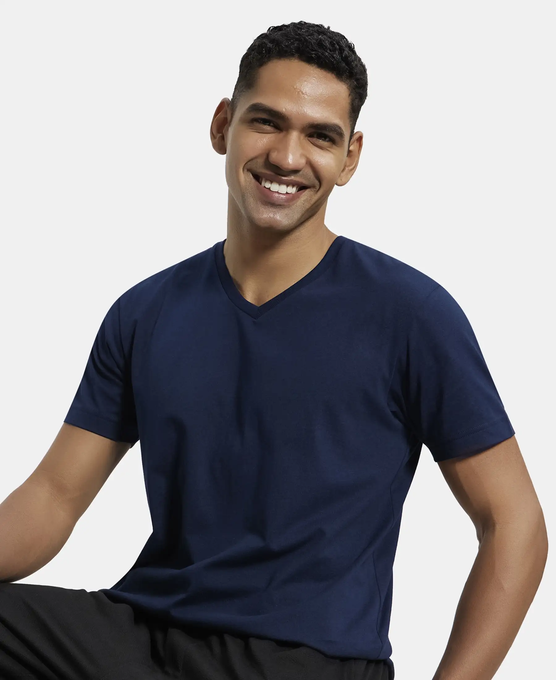 Pack of 2 Super Combed Cotton Rich Solid V Neck Half Sleeve T-Shirt - Black & Navy - Image 6