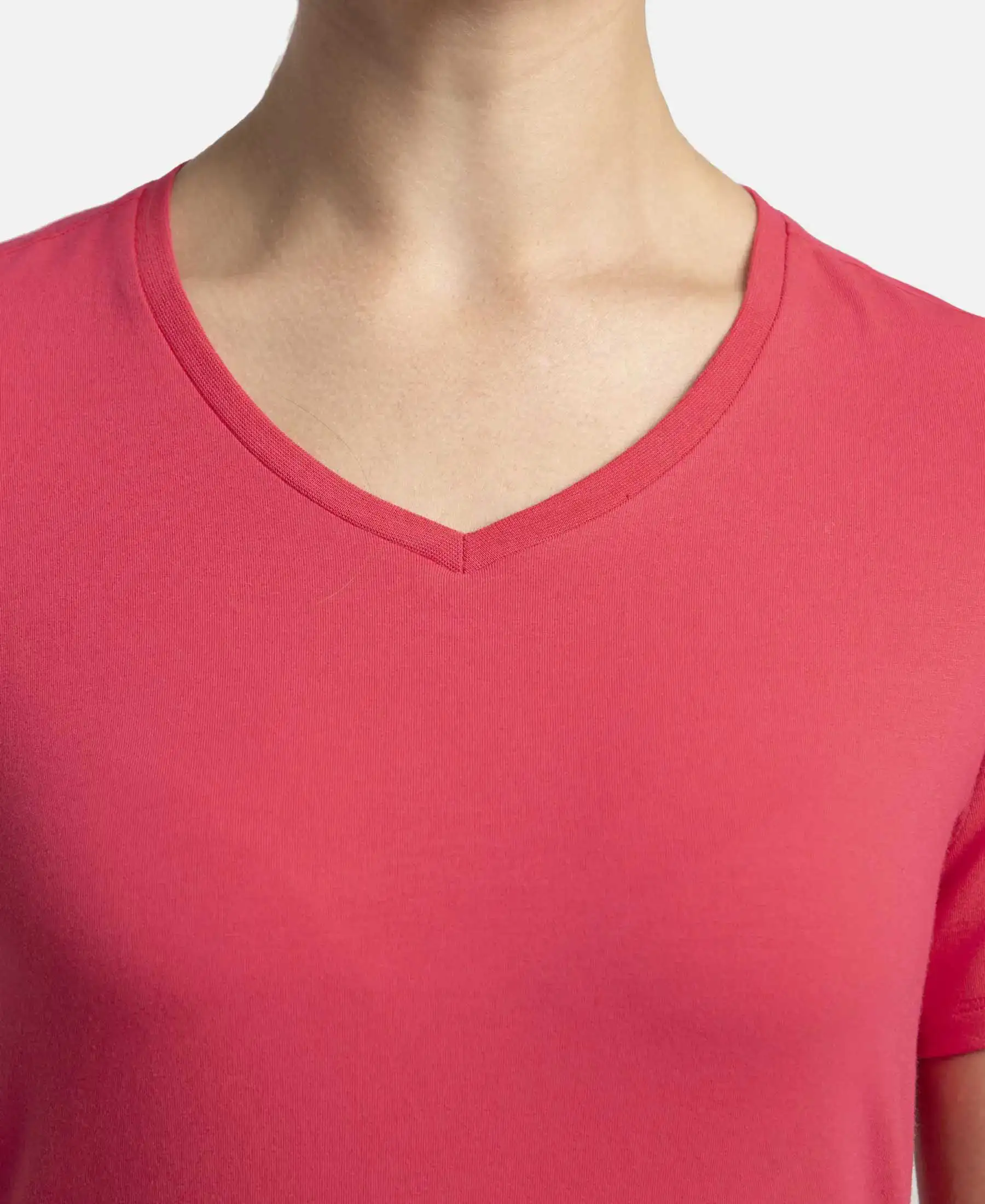Super Combed Cotton Elastane Stretch Regular Fit Solid V Neck Half Sleeve T-Shirt - Ruby - Image 7