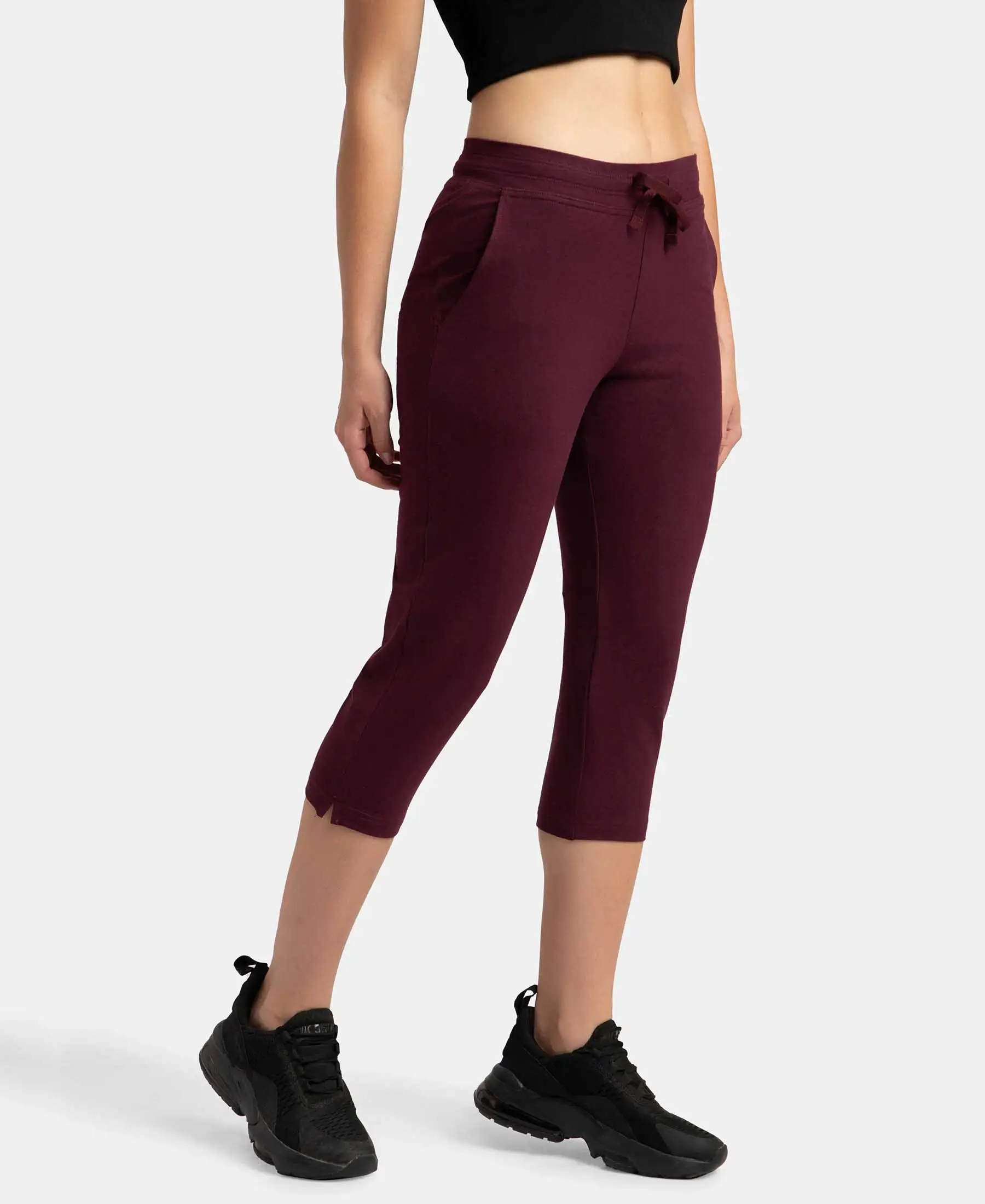 Super Combed Cotton Elastane Stretch Slim Fit Capri with Side Pockets - Wine Tasting - Image 2