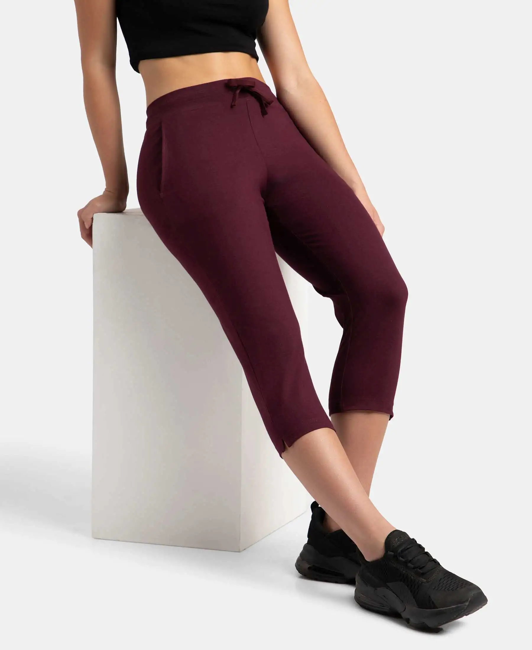 Super Combed Cotton Elastane Stretch Slim Fit Capri with Side Pockets - Wine Tasting - Image 5