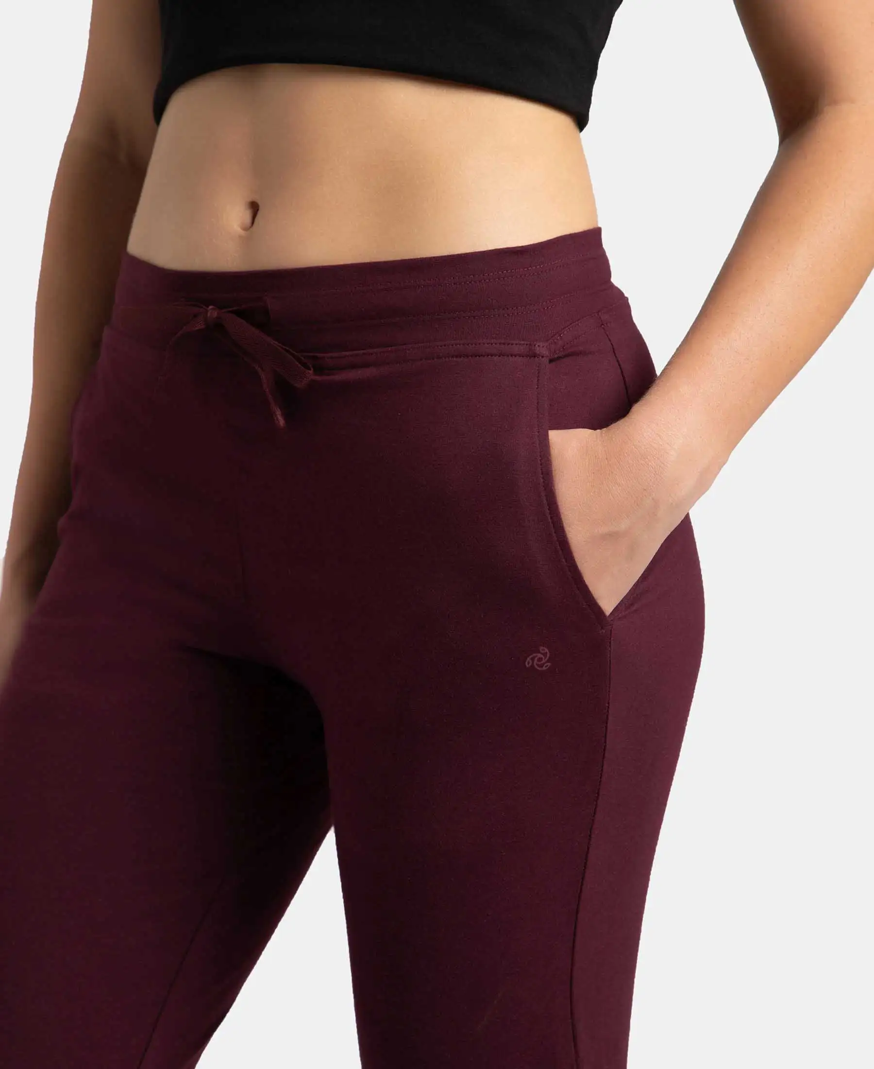 Super Combed Cotton Elastane Stretch Slim Fit Capri with Side Pockets - Wine Tasting - Image 6