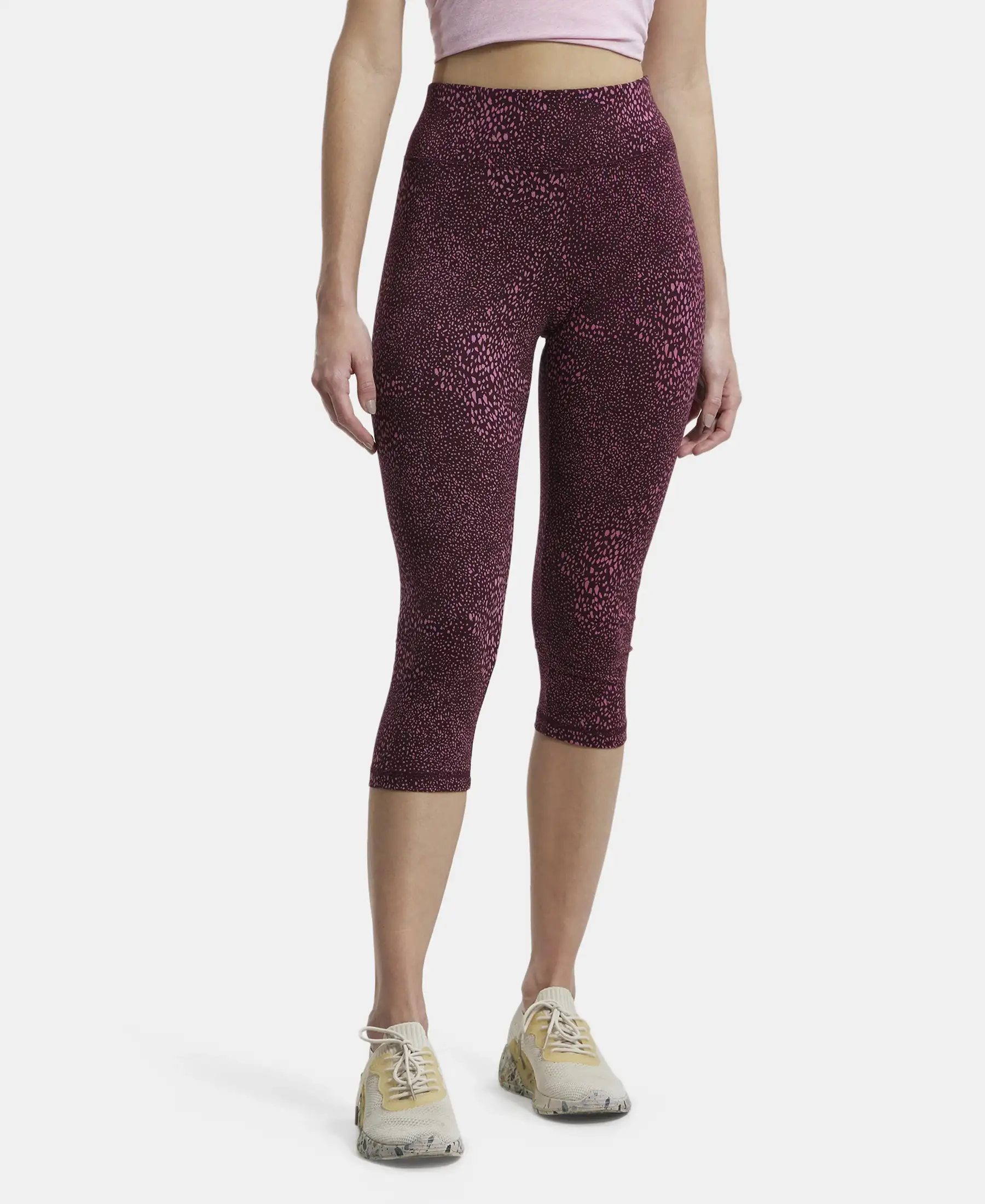 Super Combed Cotton Elastane Stretch Slim Fit Capri with Ultrasoft Waistband - Wine Tasting Print