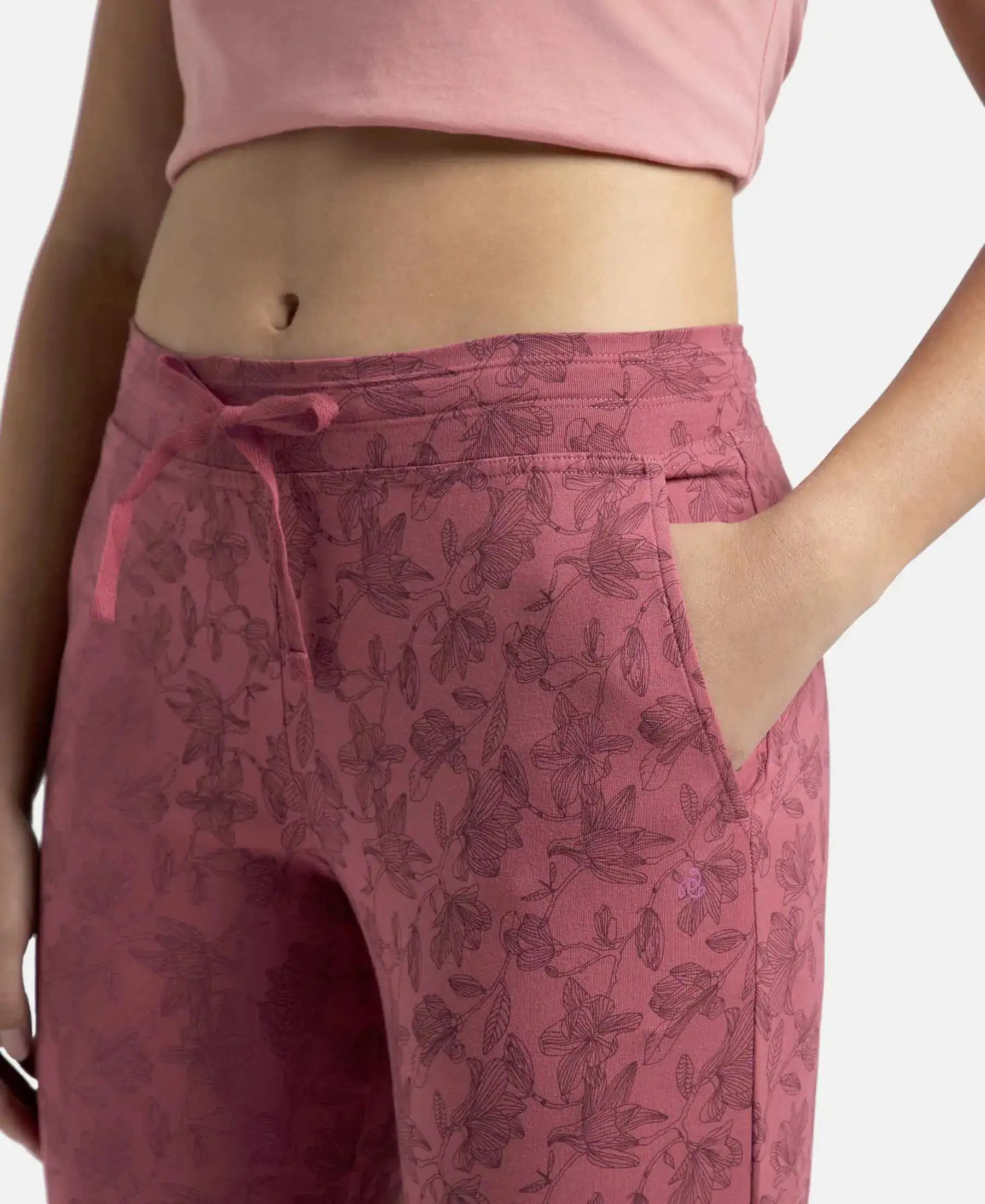 Super Combed Cotton Elastane Stretch Slim Fit Printed Capri with Side Pockets - Rosewine Print - Image 7