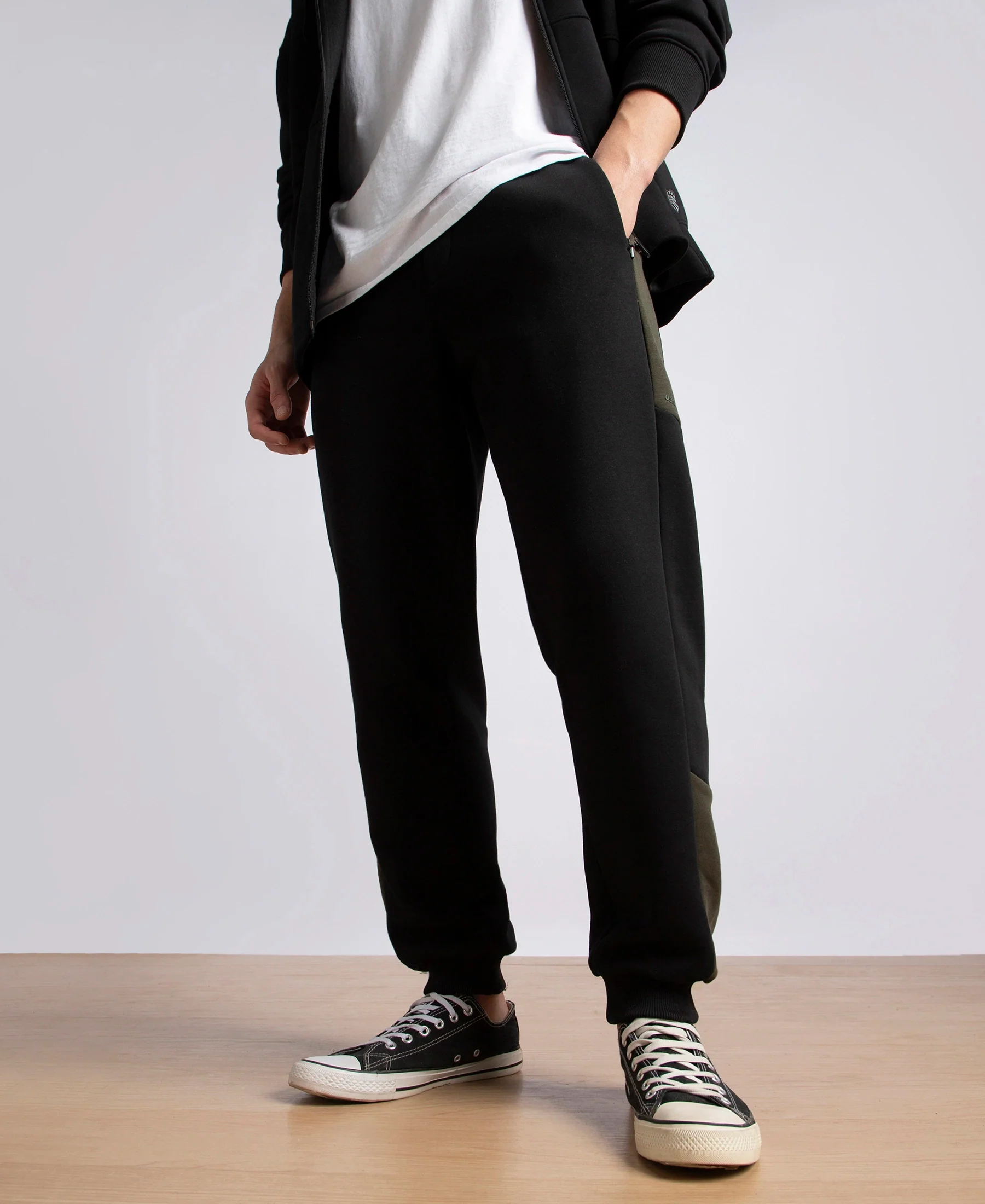 Super Combed Cotton Rich Fleece Fabric Regular Fit Jogger with Zipper Pockets - Black - Image 5