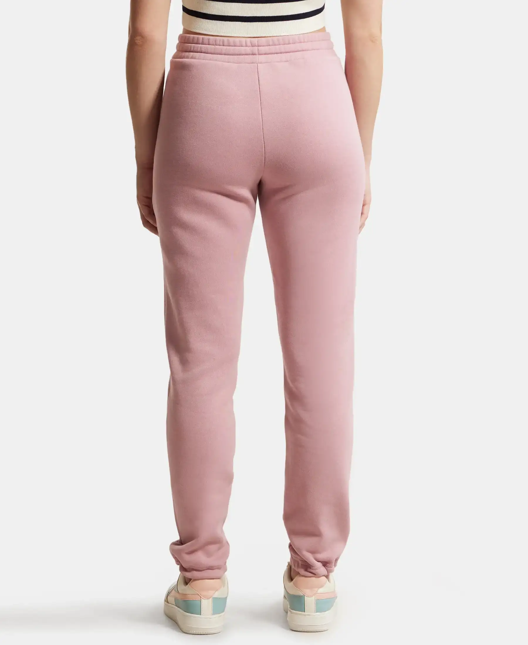 Super Combed Cotton Rich Fleece Fabric Straight Fit Trackpants with Zipper Pockets - Lilas - Image 3