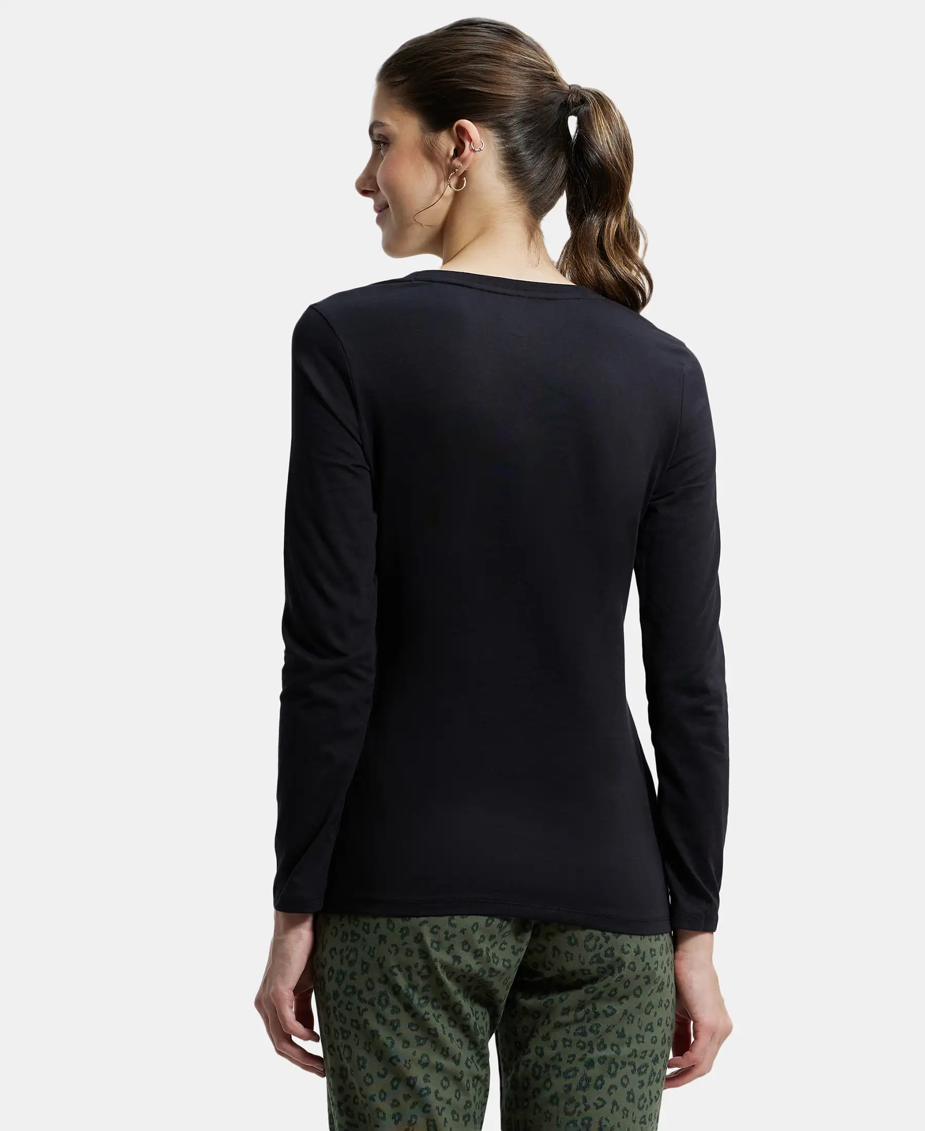 Super Combed Cotton Rich Relaxed Fit Solid Round Neck Full Sleeve T-Shirt - Black - Image 3