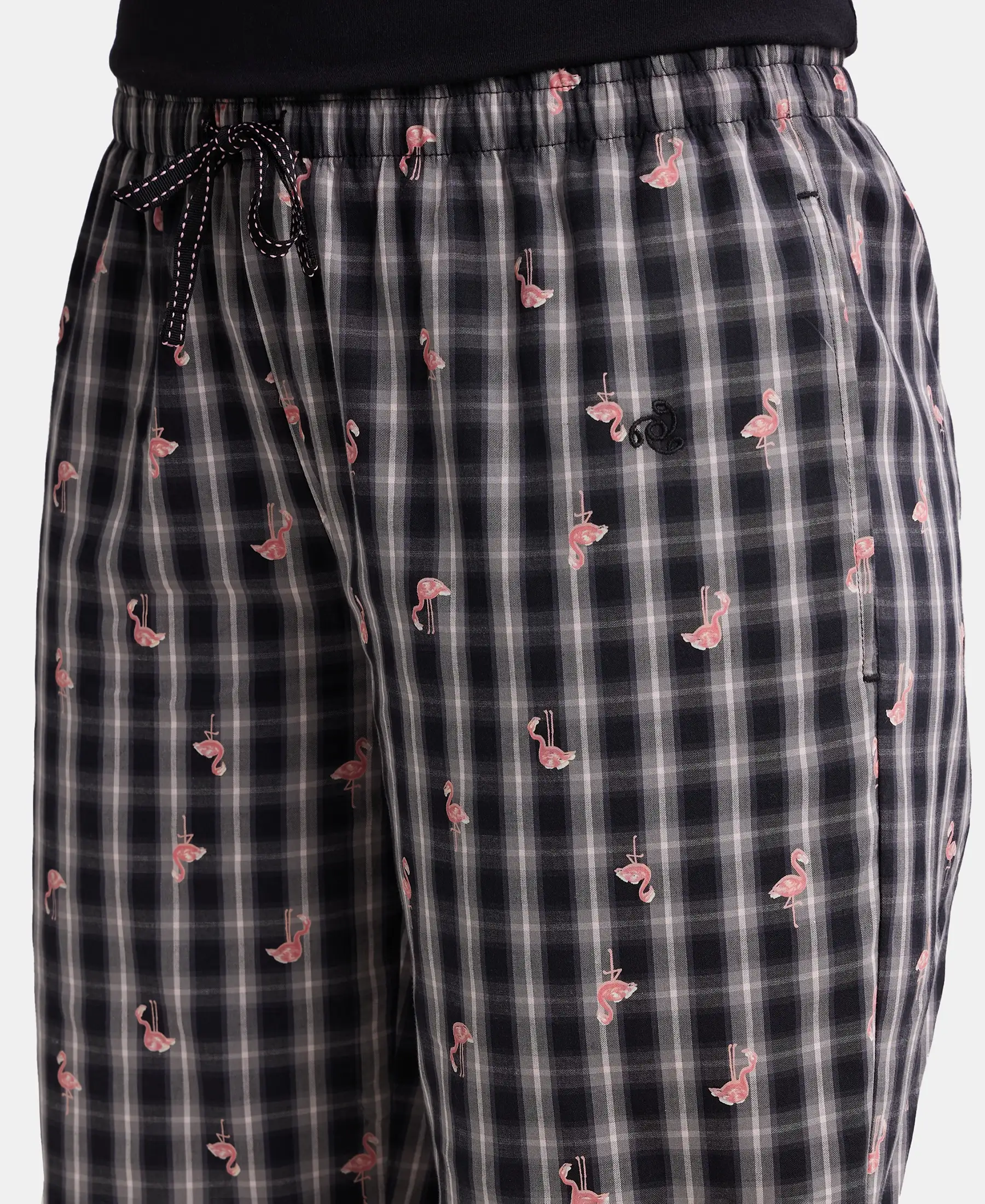 Super Combed Cotton Woven Fabric Relaxed Fit Striped Pyjama with Side Pockets - Black - Image 6
