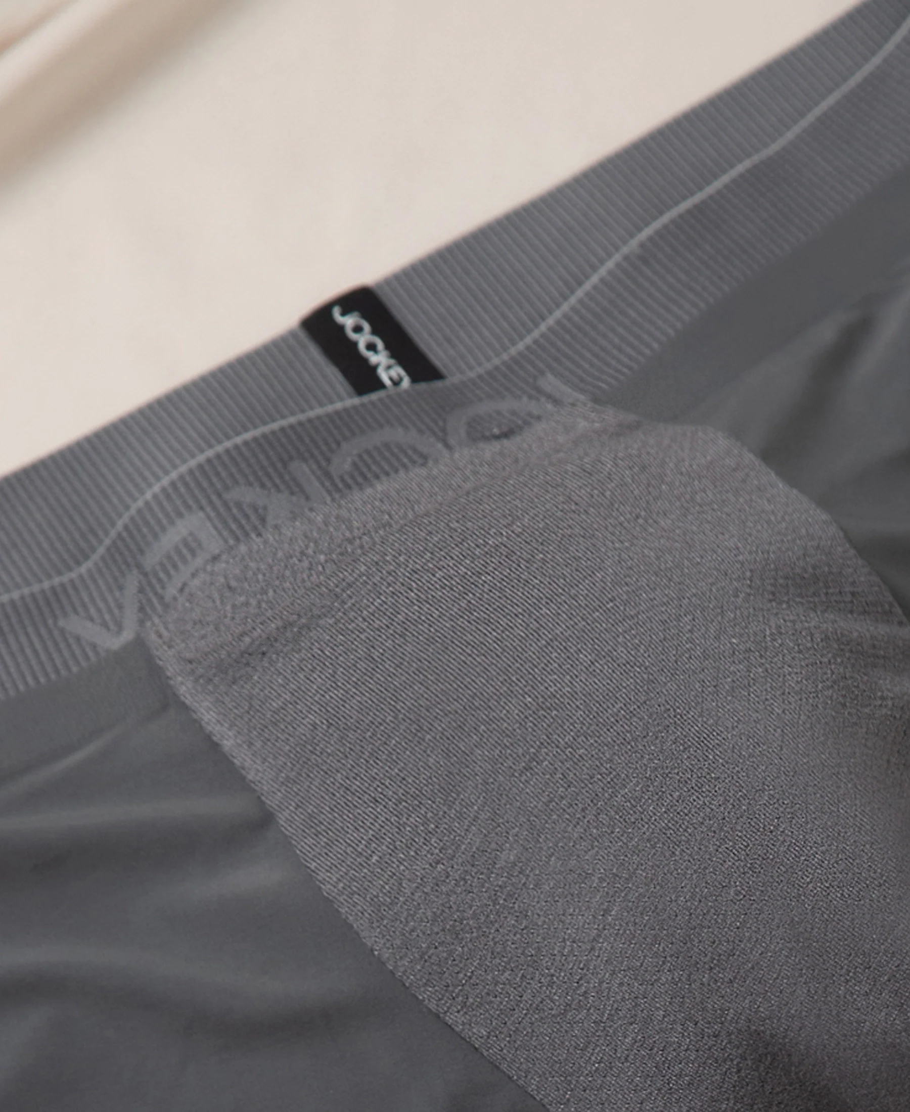 Tactouch Microfiber Elastane Stretch Seamfree Bonded Tech Solid Trunk with Internal Breathable Mesh - Grey - Image 8