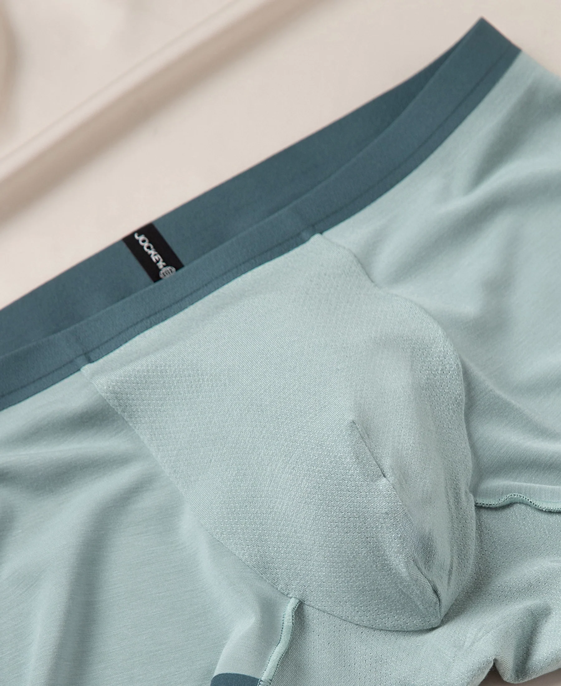 Texcelight Microfiber Elastane Stretch Seamfree Bonded Tech Solid Trunk with Internal Breathable Mesh - Forest Green - Image 7